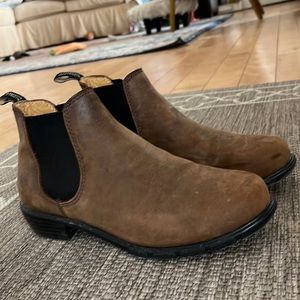 Blundstone ankle boots